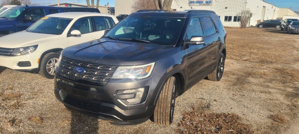 2017 Ford Explorer Image 4