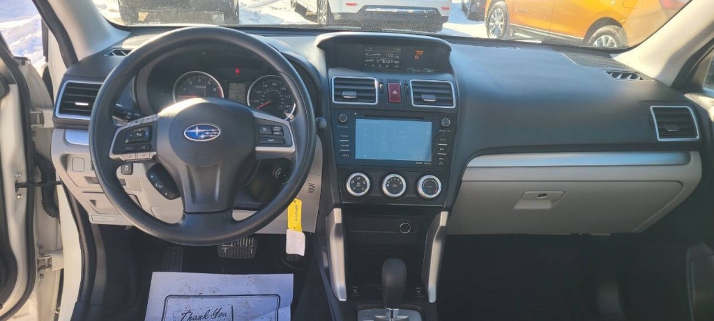 2016 Subaru Forester Image 11