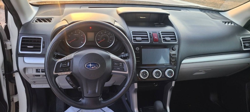 2016 Subaru Forester Image 23