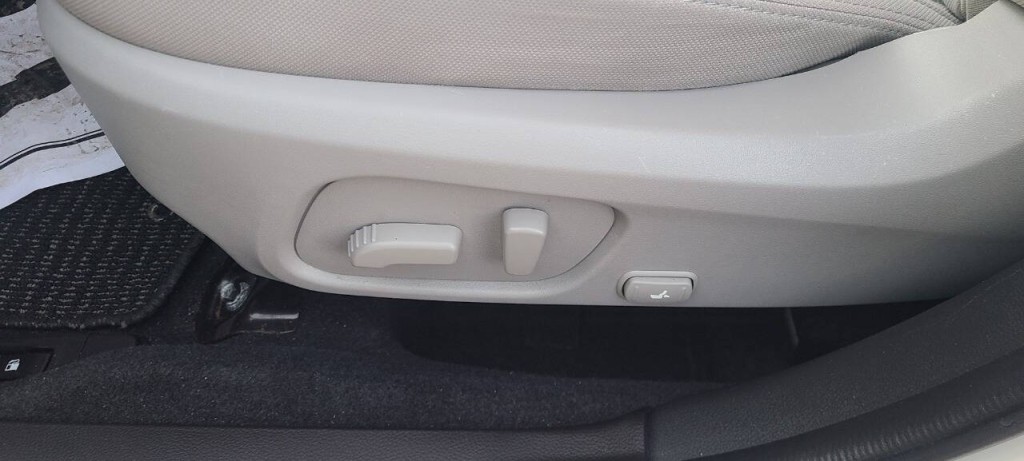 2016 Subaru Forester Image 25