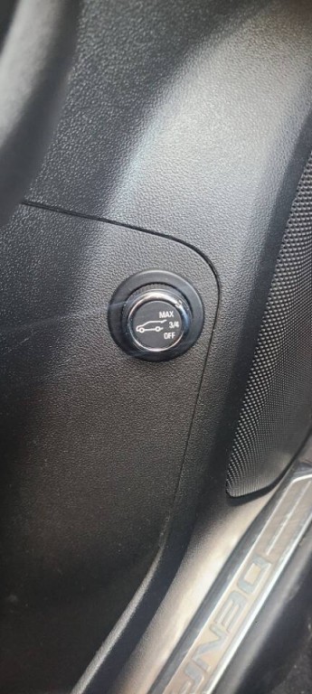 2017 GMC Acadia Image 5