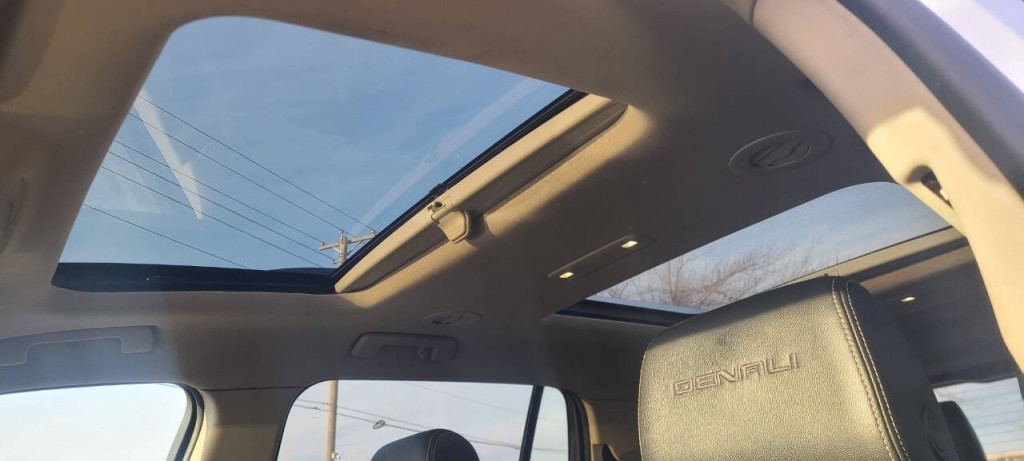 2017 GMC Acadia Image 8