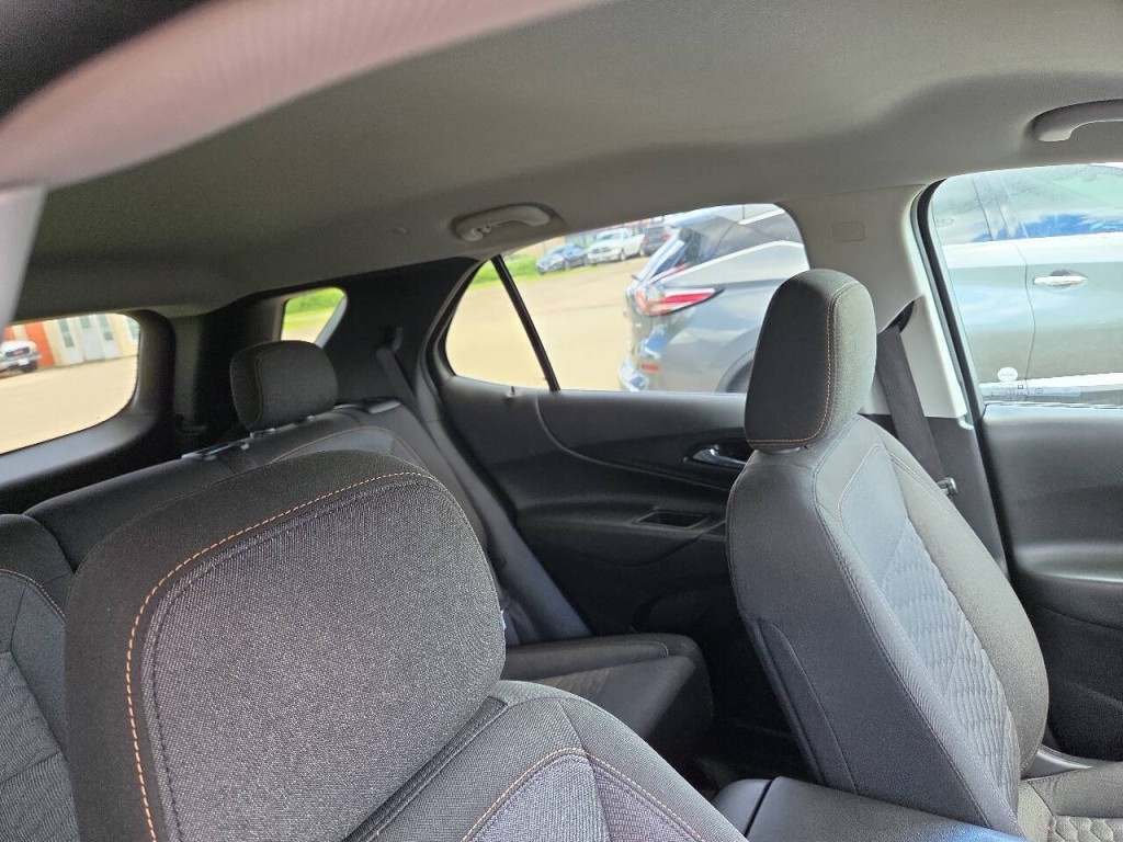 2020 Chevrolet Equinox Image 15