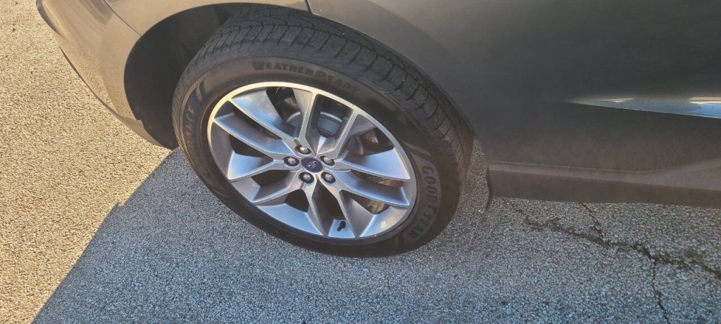 2018 Ford Edge Image 8