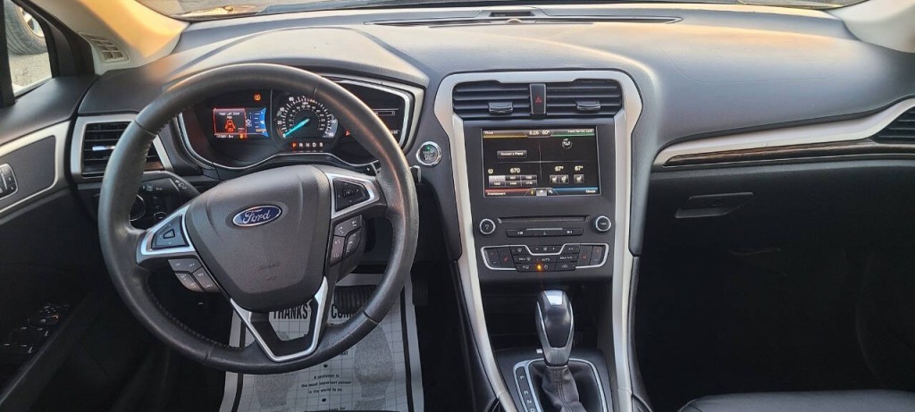 2016 Ford Fusion Image 6