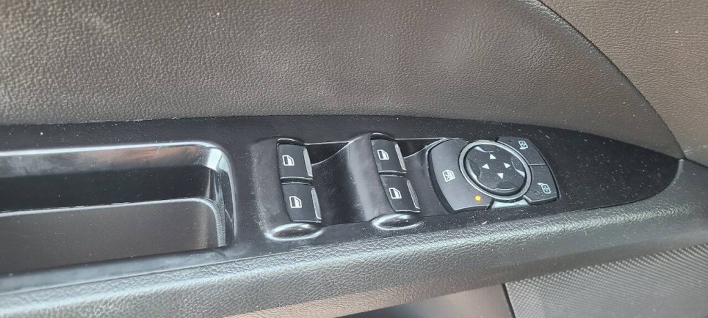 2016 Ford Fusion Image 9