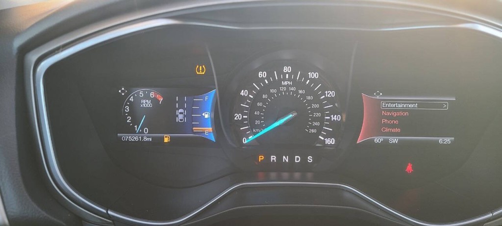 2016 Ford Fusion Image 15