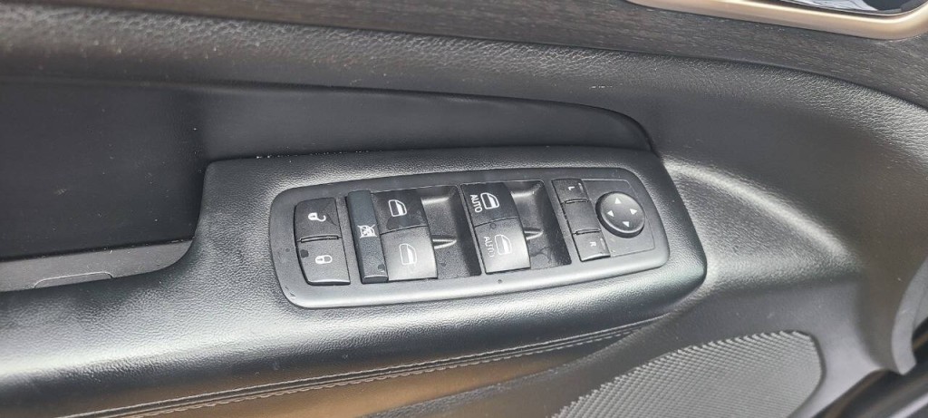 2015 Jeep Grand Cherokee Image 8