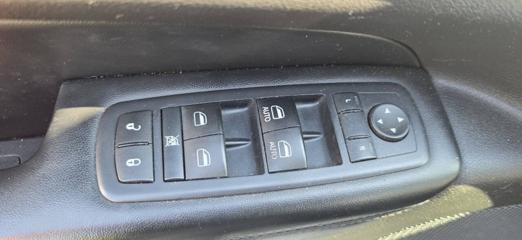 2015 Jeep Grand Cherokee Image 9