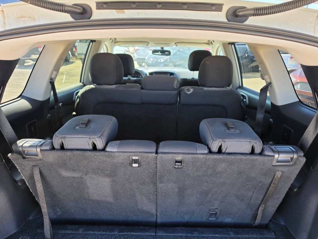 2017 Nissan Pathfinder Image 6