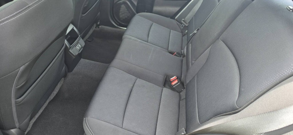 2019 Subaru Legacy Image 9