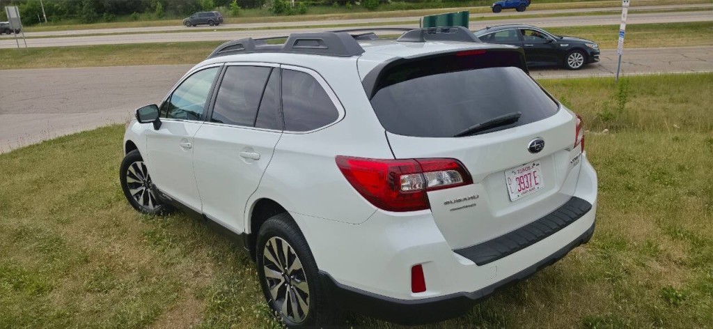 2017 Subaru Outback Image 6
