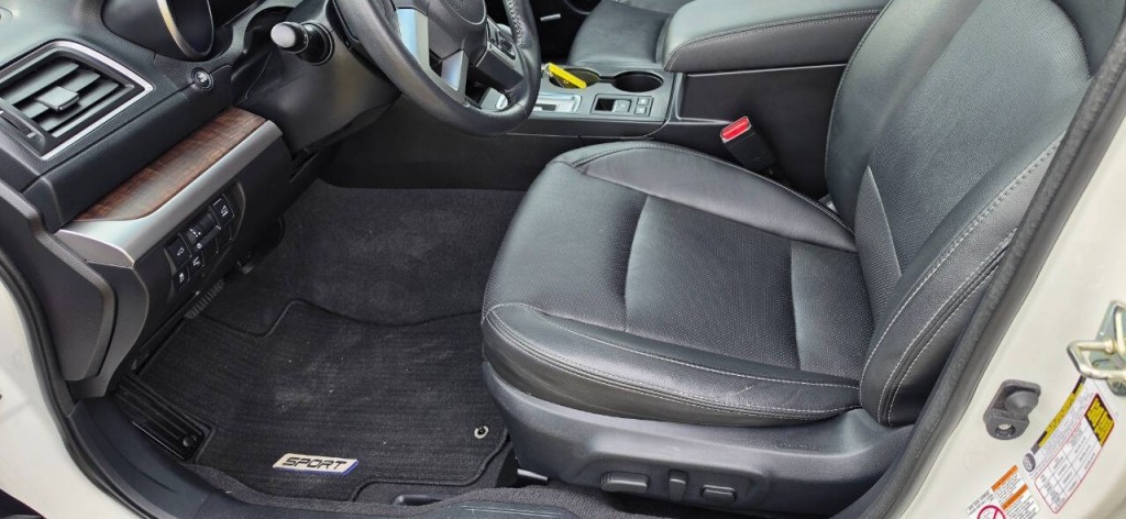 2017 Subaru Outback Image 12