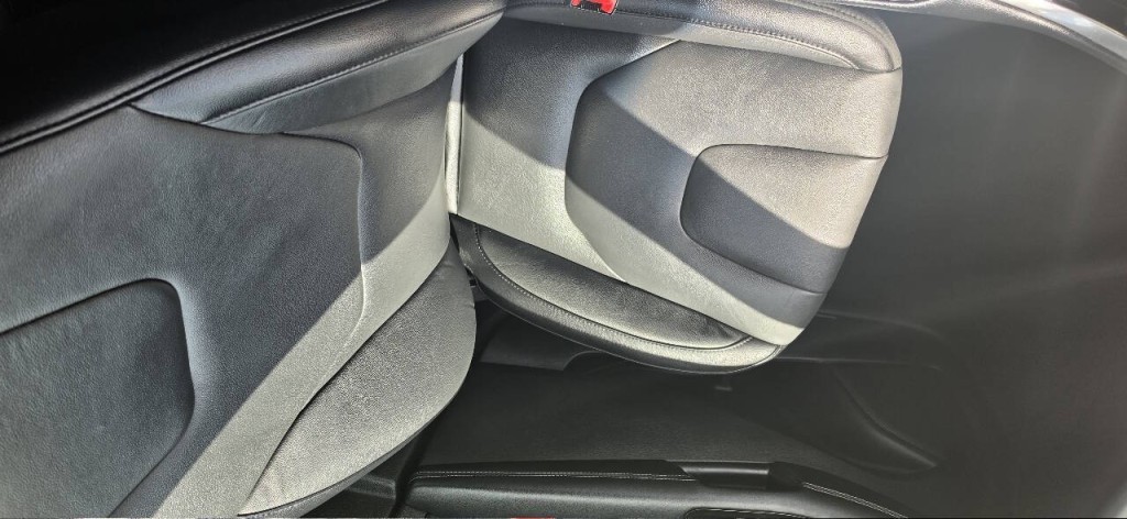 2018 Ford Edge Image 12