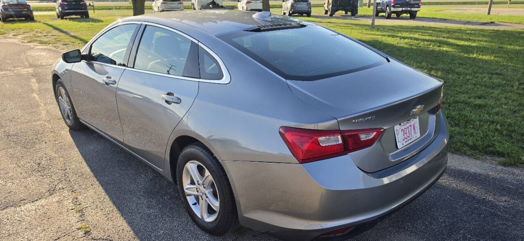 2024 Chevrolet Malibu Image 4