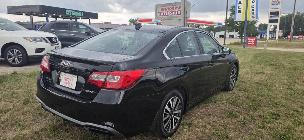 2019 Subaru Legacy Image 3