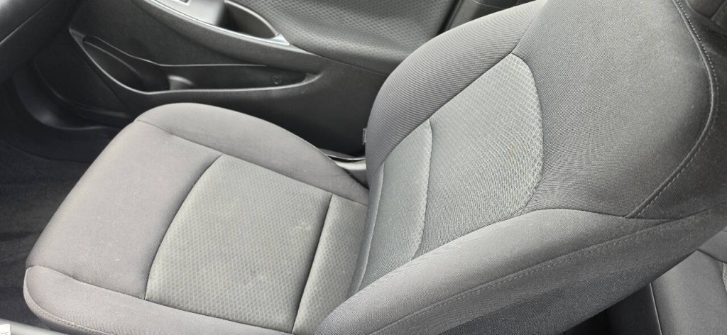 2017 Chevrolet Malibu Image 14