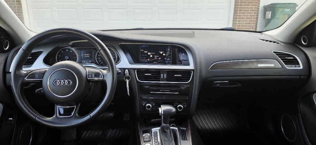 2016 Audi A4 Image 10
