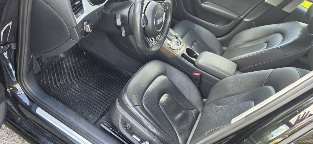 2016 Audi A4 Image 13