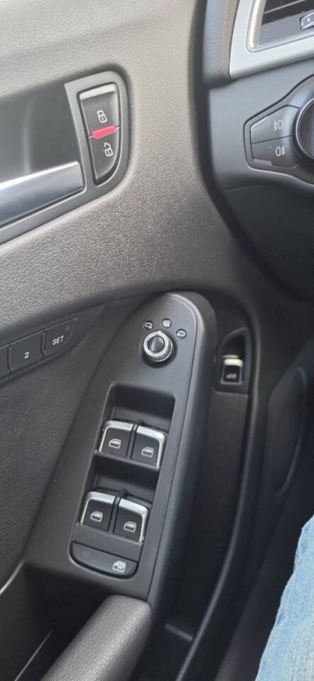 2016 Audi A4 Image 16
