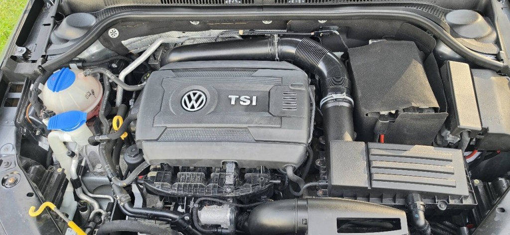 2016 Volkswagen Jetta Image 5