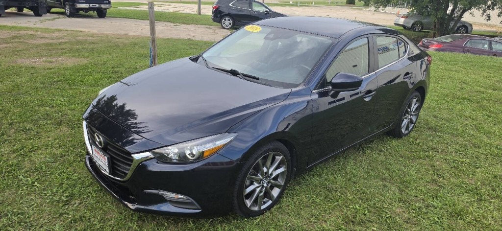 2018 Mazda Mazda3 Image 2
