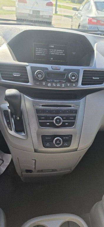2016 Honda Odyssey Image 5