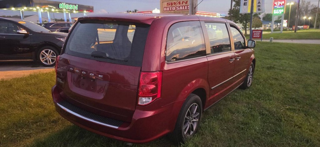 2016 Dodge Grand Caravan Image 4