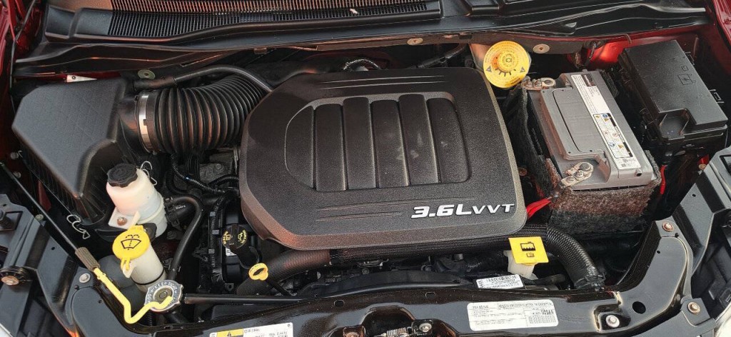 2016 Dodge Grand Caravan Image 6