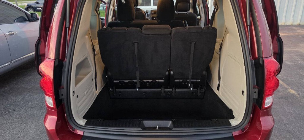 2016 Dodge Grand Caravan Image 9