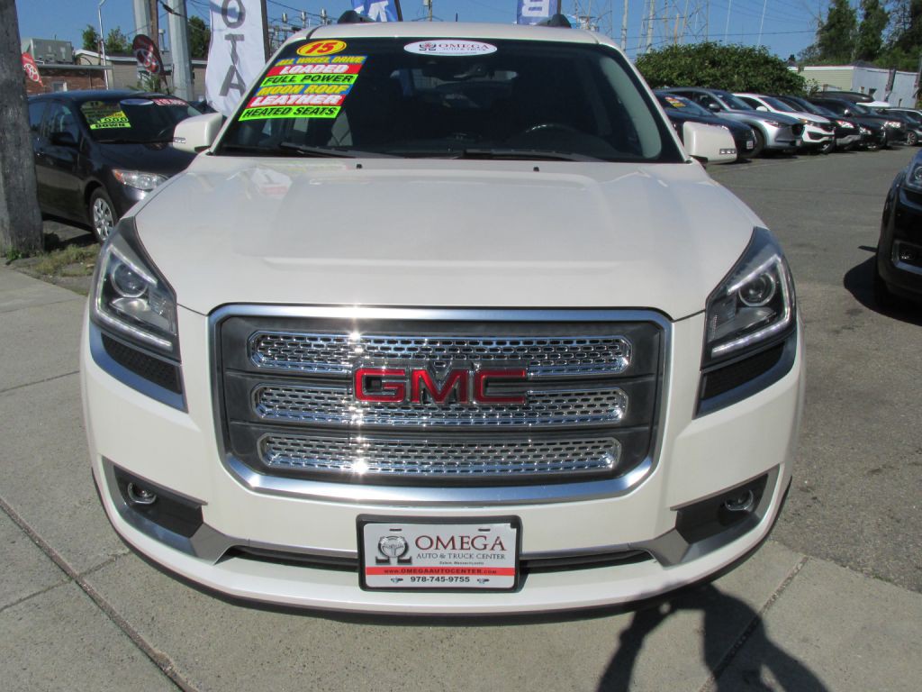 2015 GMC Acadia Image 2