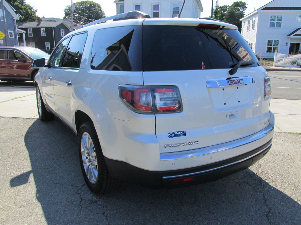 2015 GMC Acadia Image 4