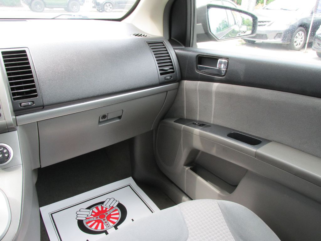 2008 Nissan Sentra Image 13
