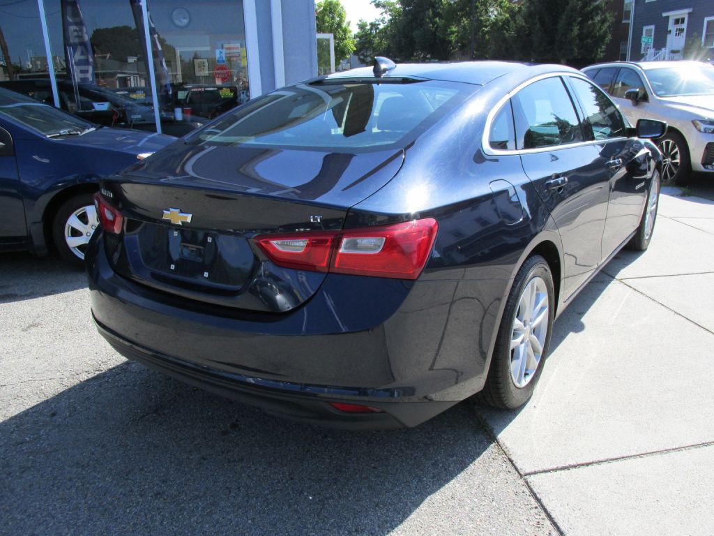 2016 Chevrolet Malibu Image 6