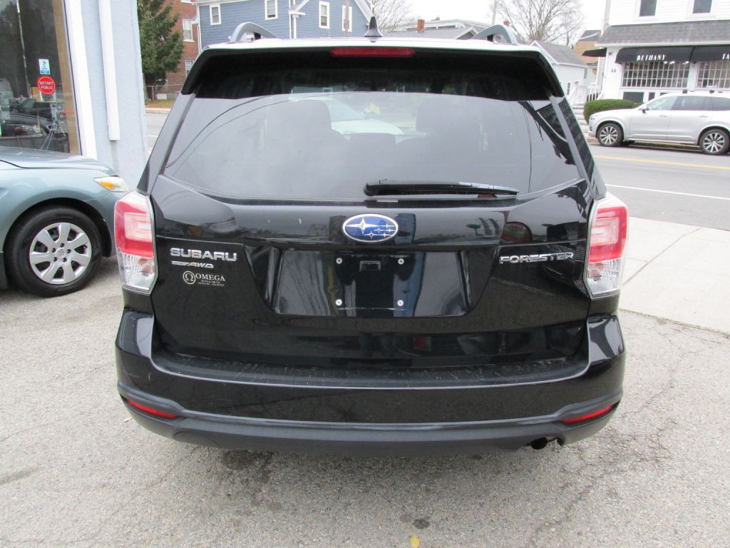 2018 Subaru Forester Image 5