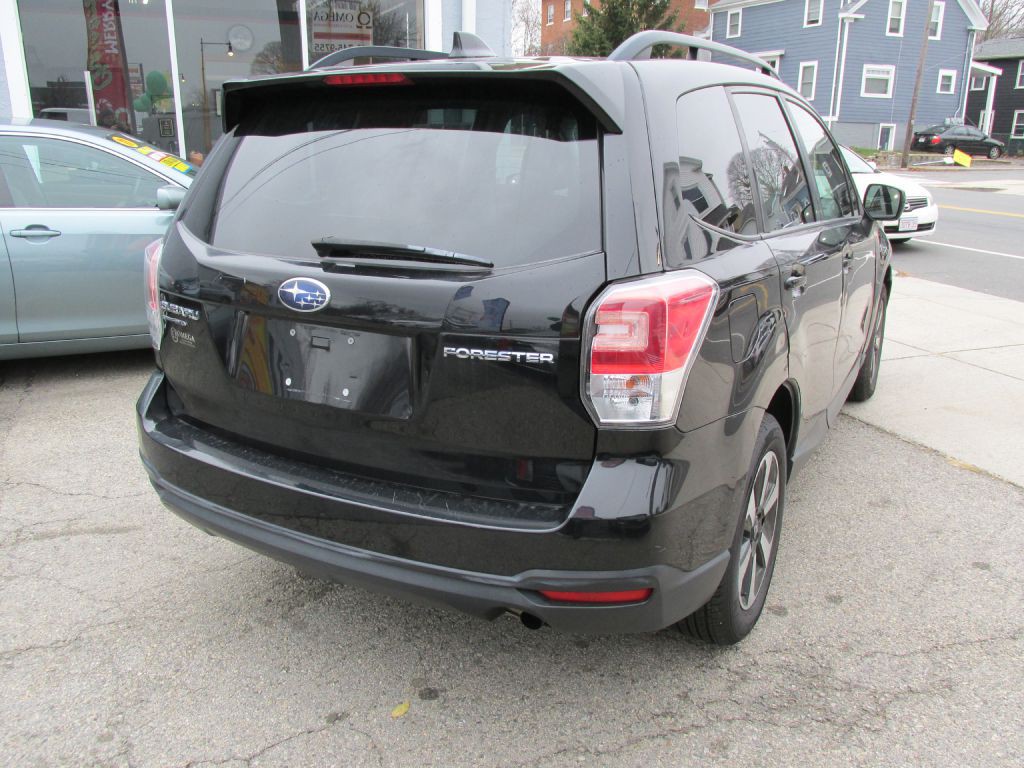 2018 Subaru Forester Image 6