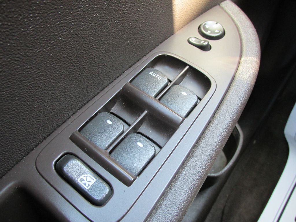 2011 Chevrolet Malibu Image 14
