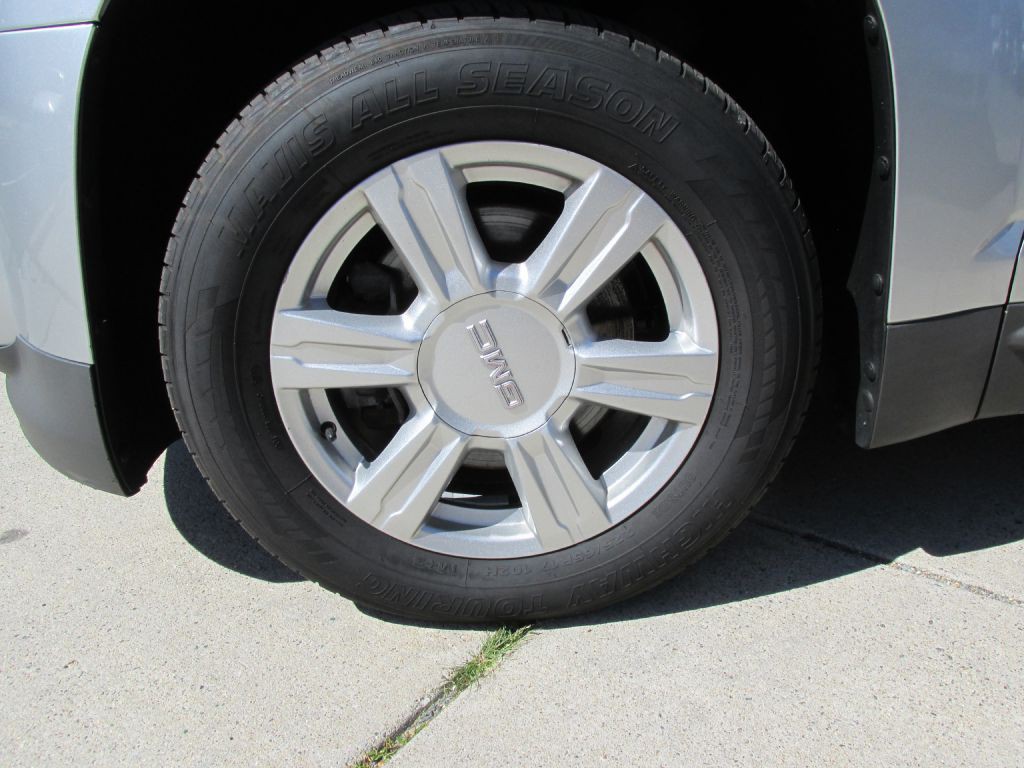 2014 GMC Terrain Image 9