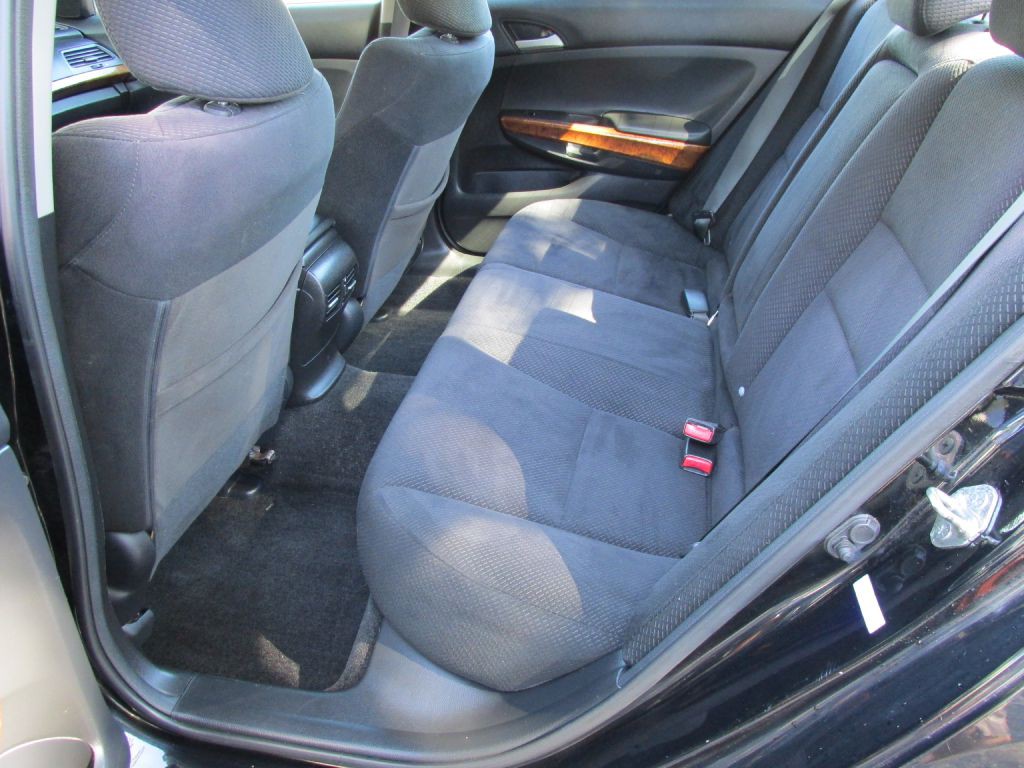 2012 Honda Accord Image 11