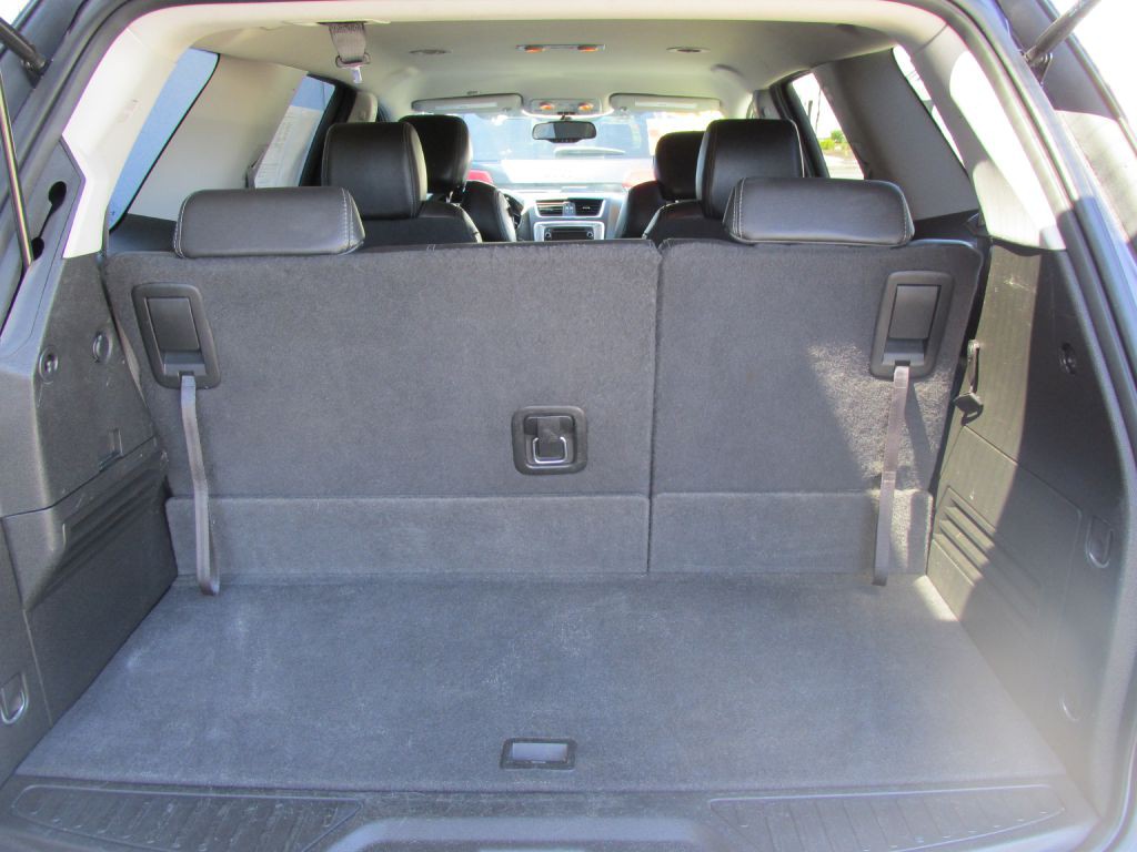 2013 GMC Acadia Image 8