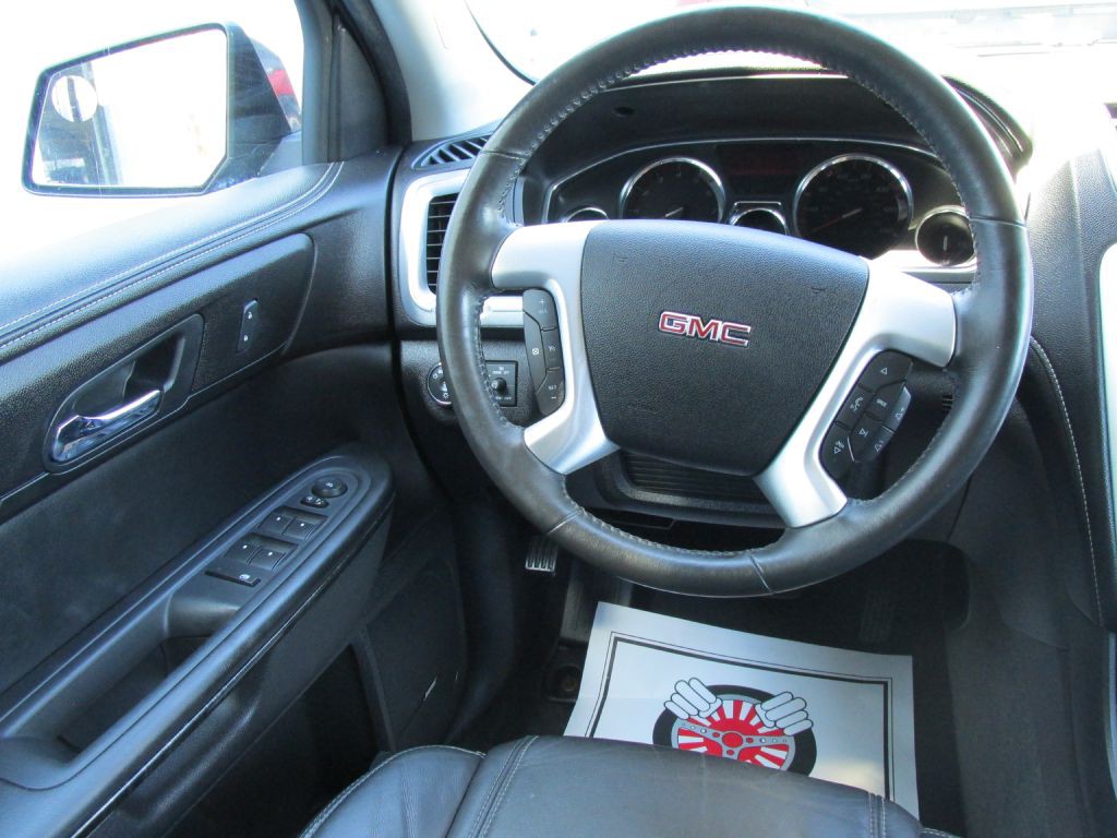 2013 GMC Acadia Image 13