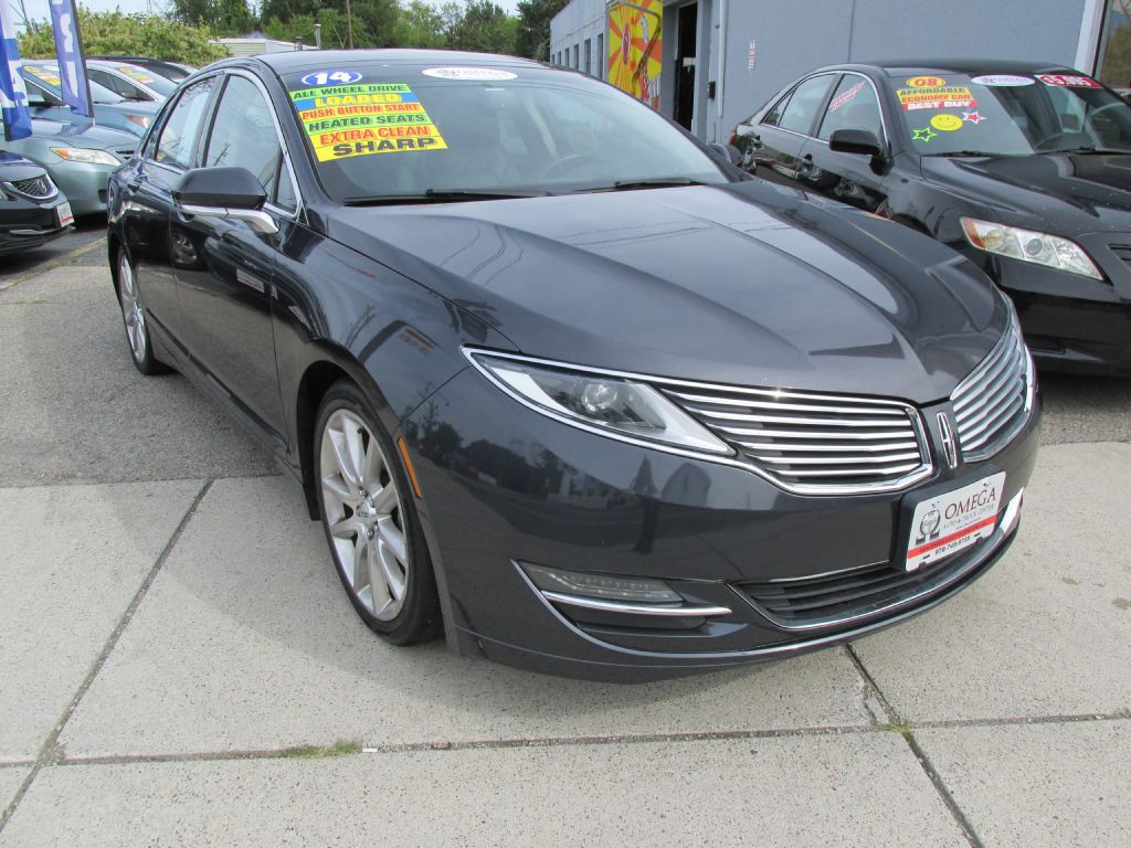 2014 Lincoln MKZ Image 1