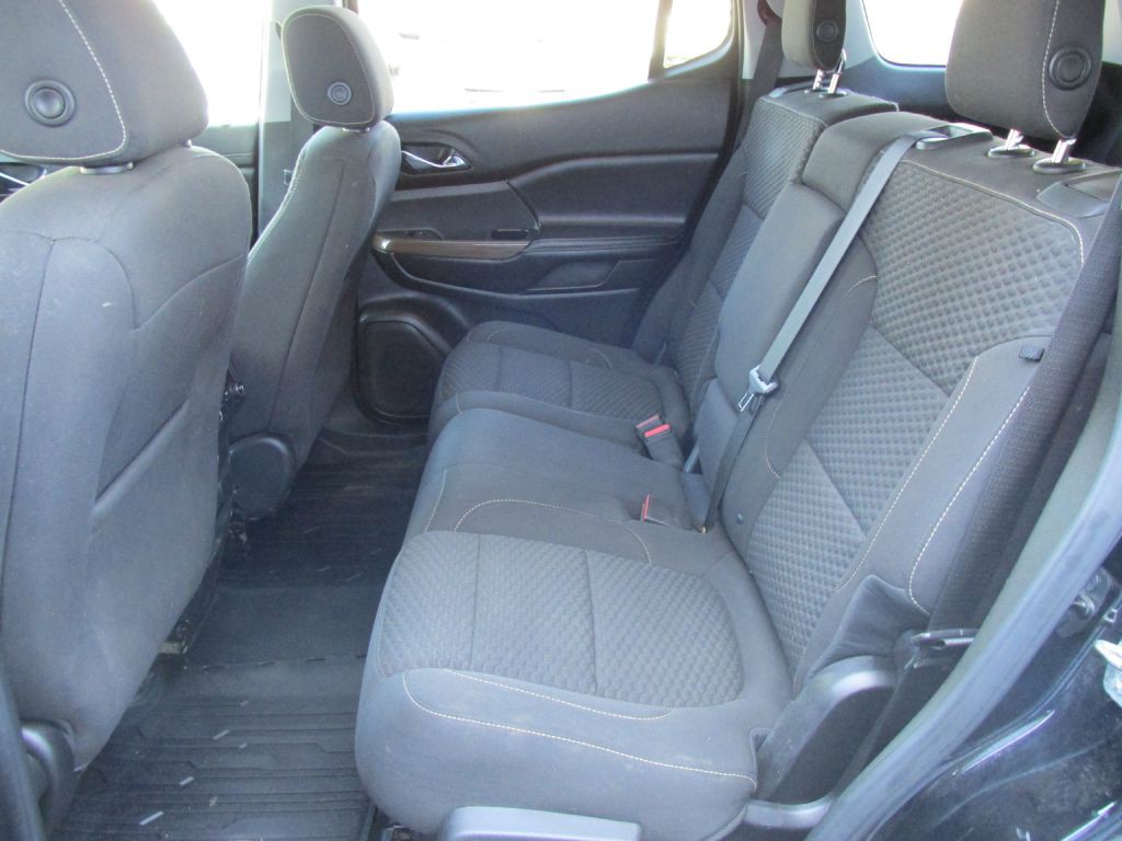 2019 GMC Acadia Image 11