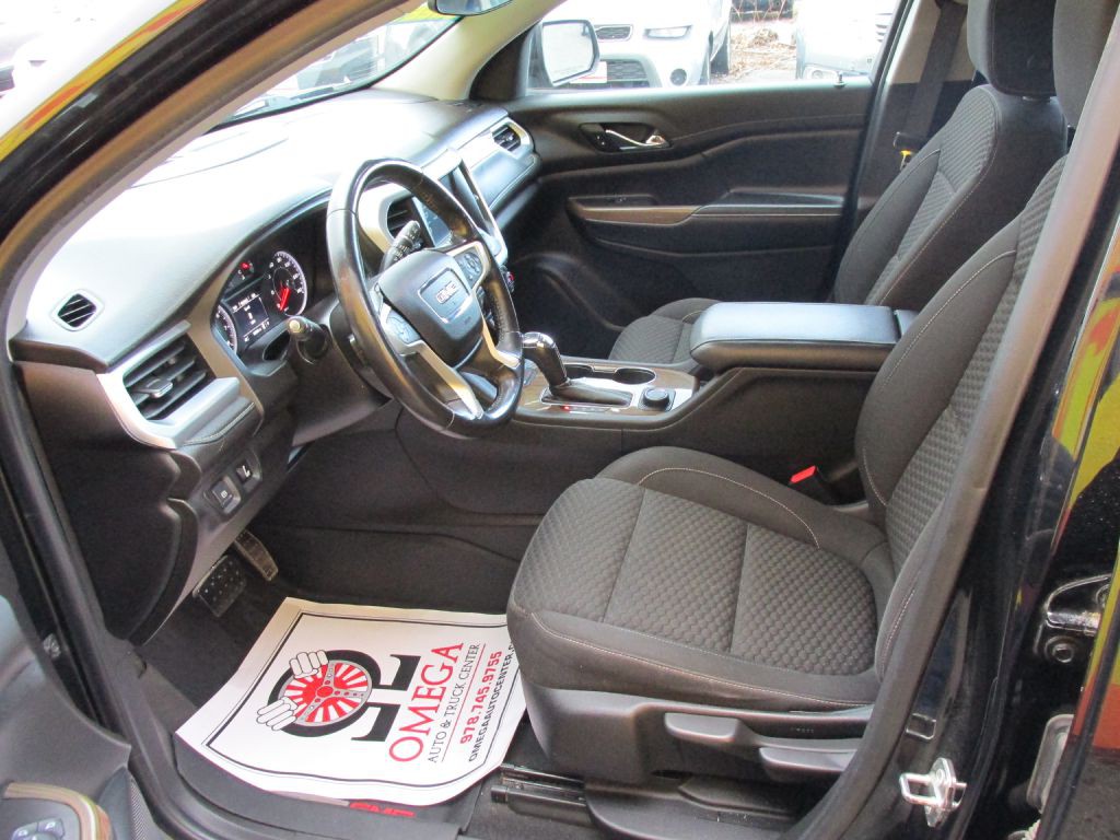 2019 GMC Acadia Image 10