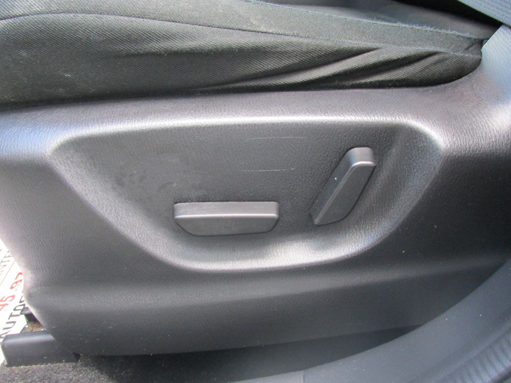2015 Mazda CX-5 Image 17