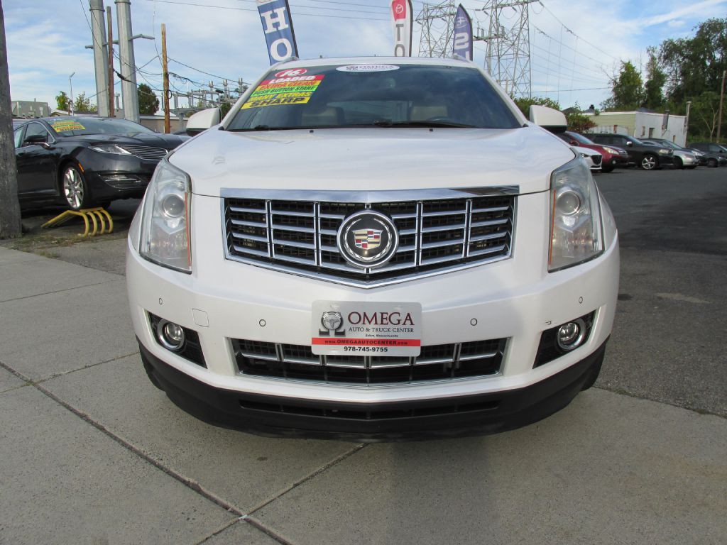 2016 Cadillac SRX Image 2