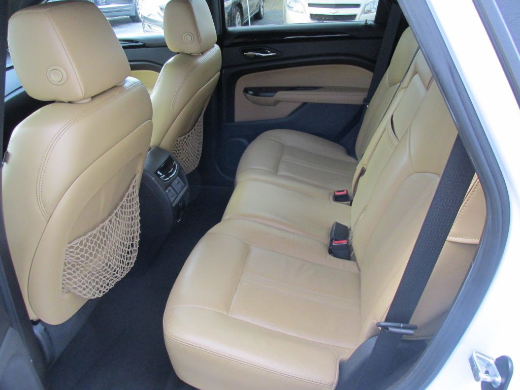 2016 Cadillac SRX Image 11
