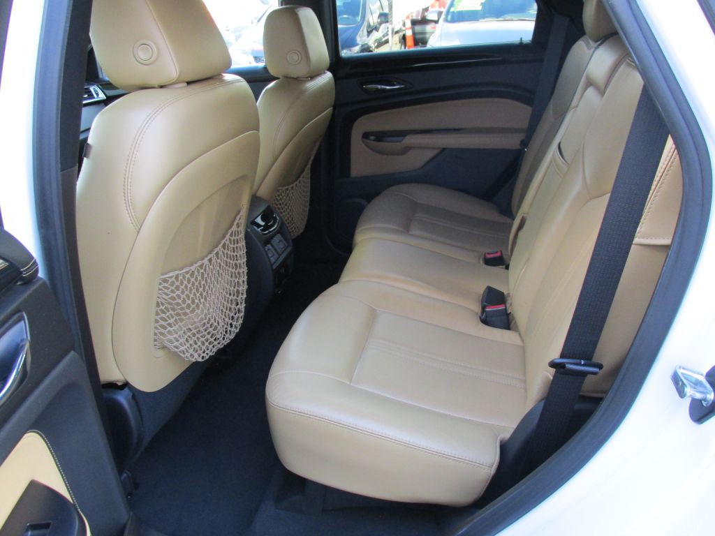 2016 Cadillac SRX Image 11