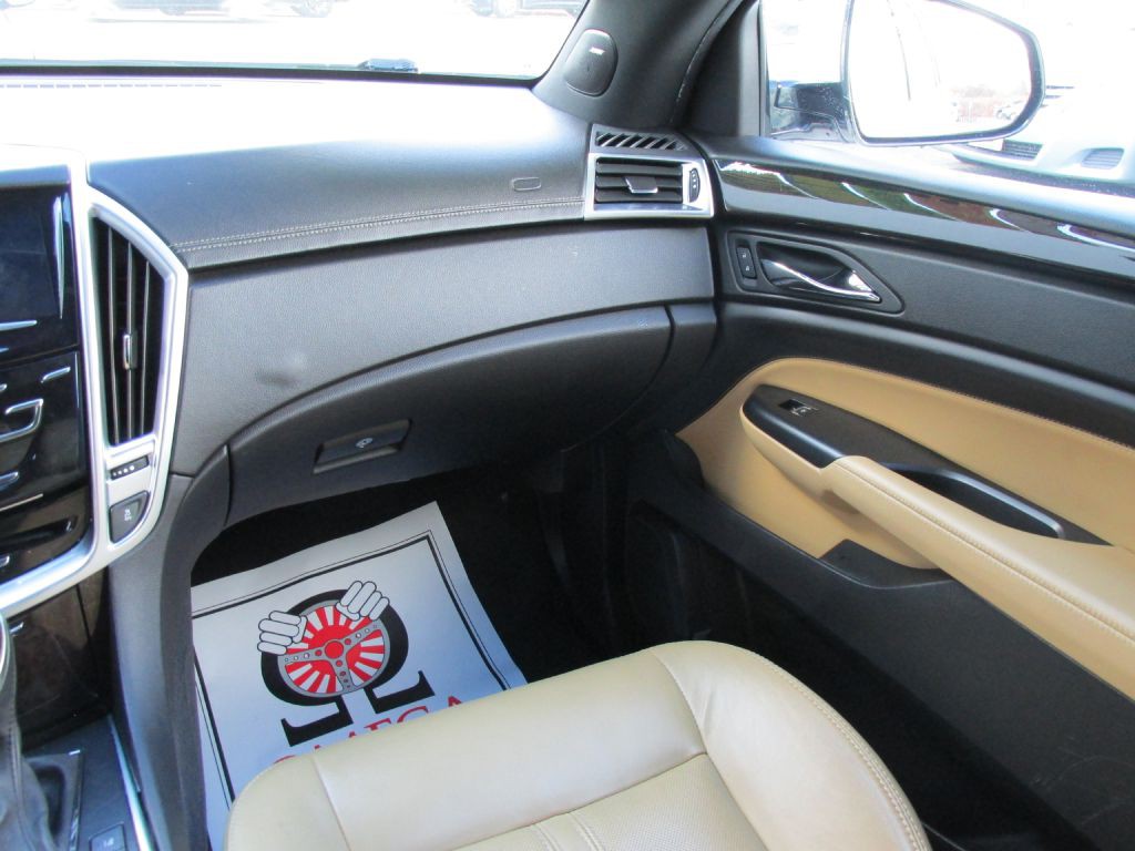 2016 Cadillac SRX Image 14