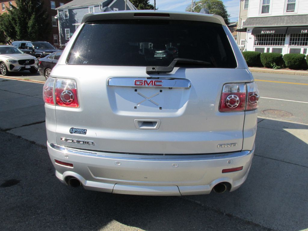 2012 GMC Acadia Image 5